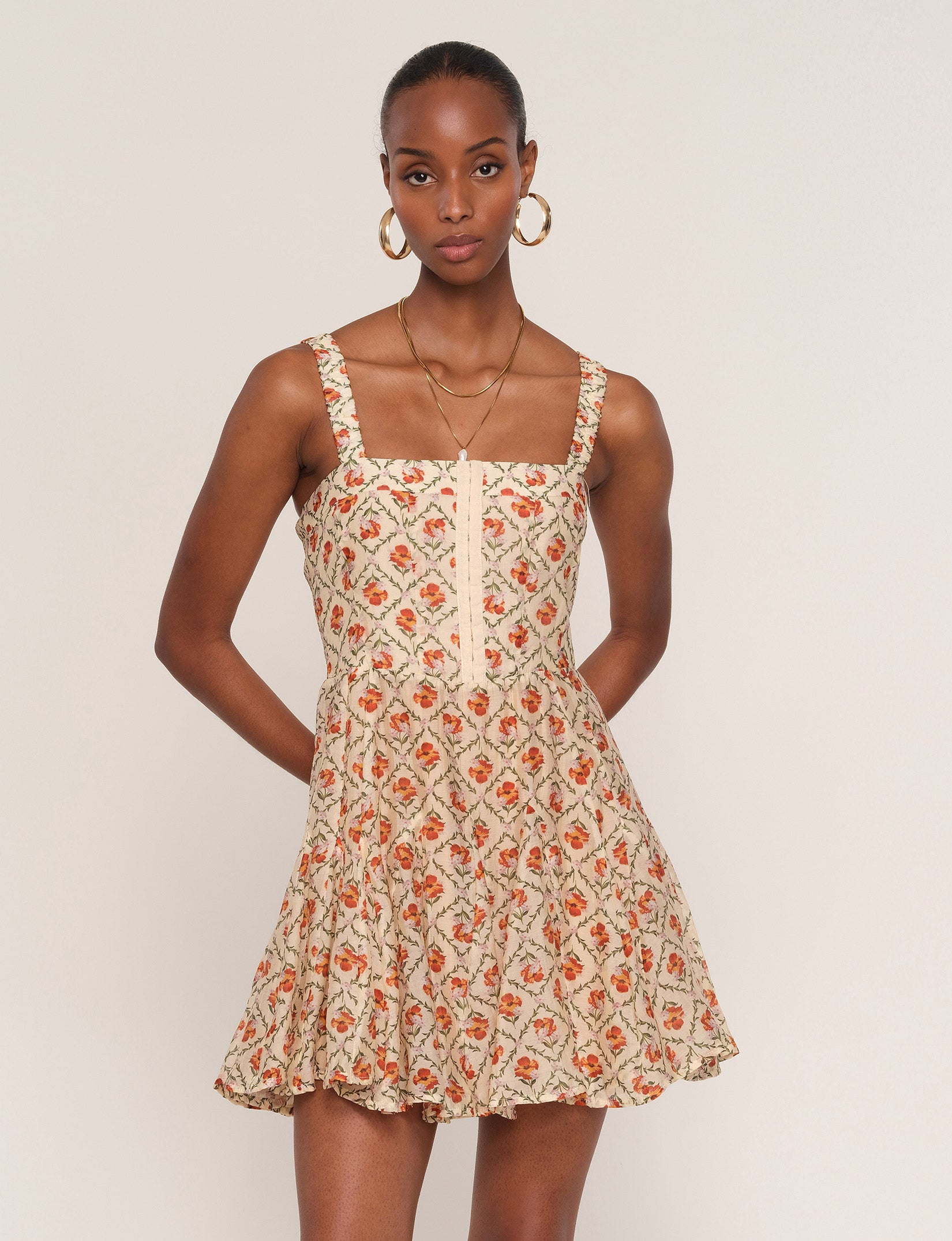 solange orange dress SOLANGE KNOWLES
