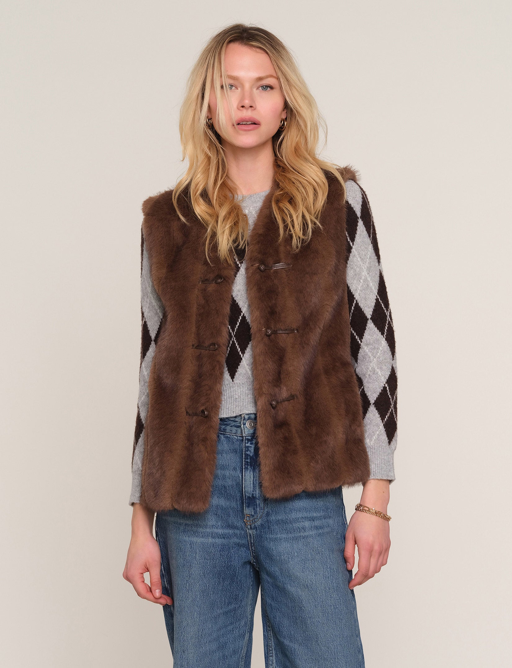 zamata vest