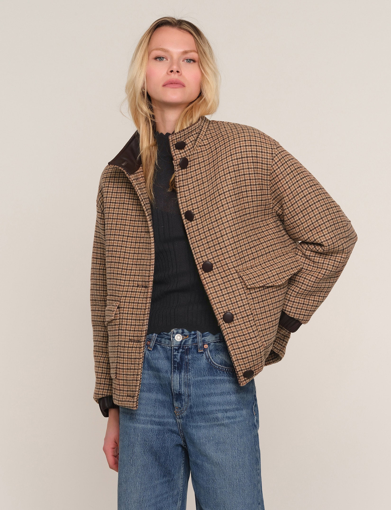 anela jacket