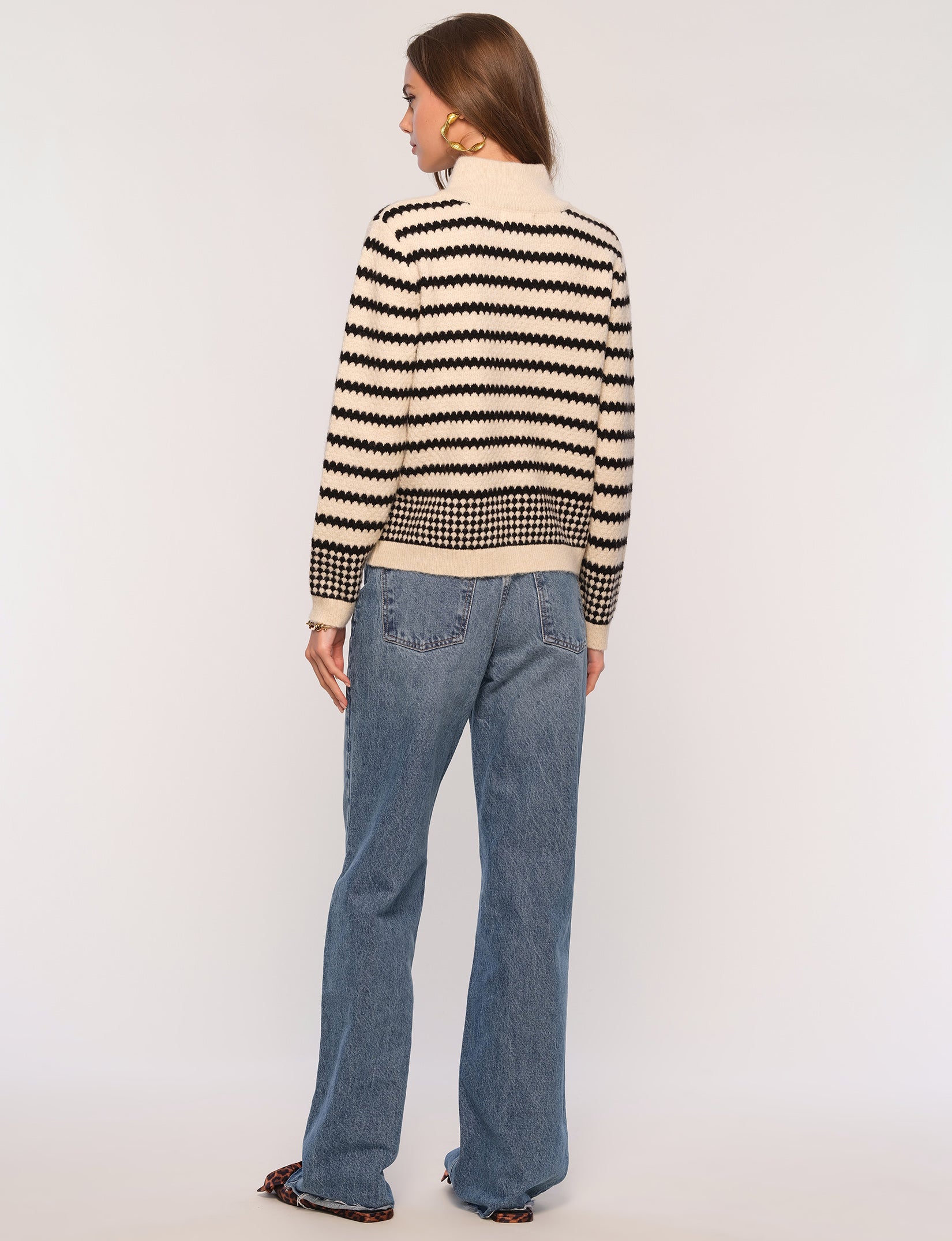 delina sweater