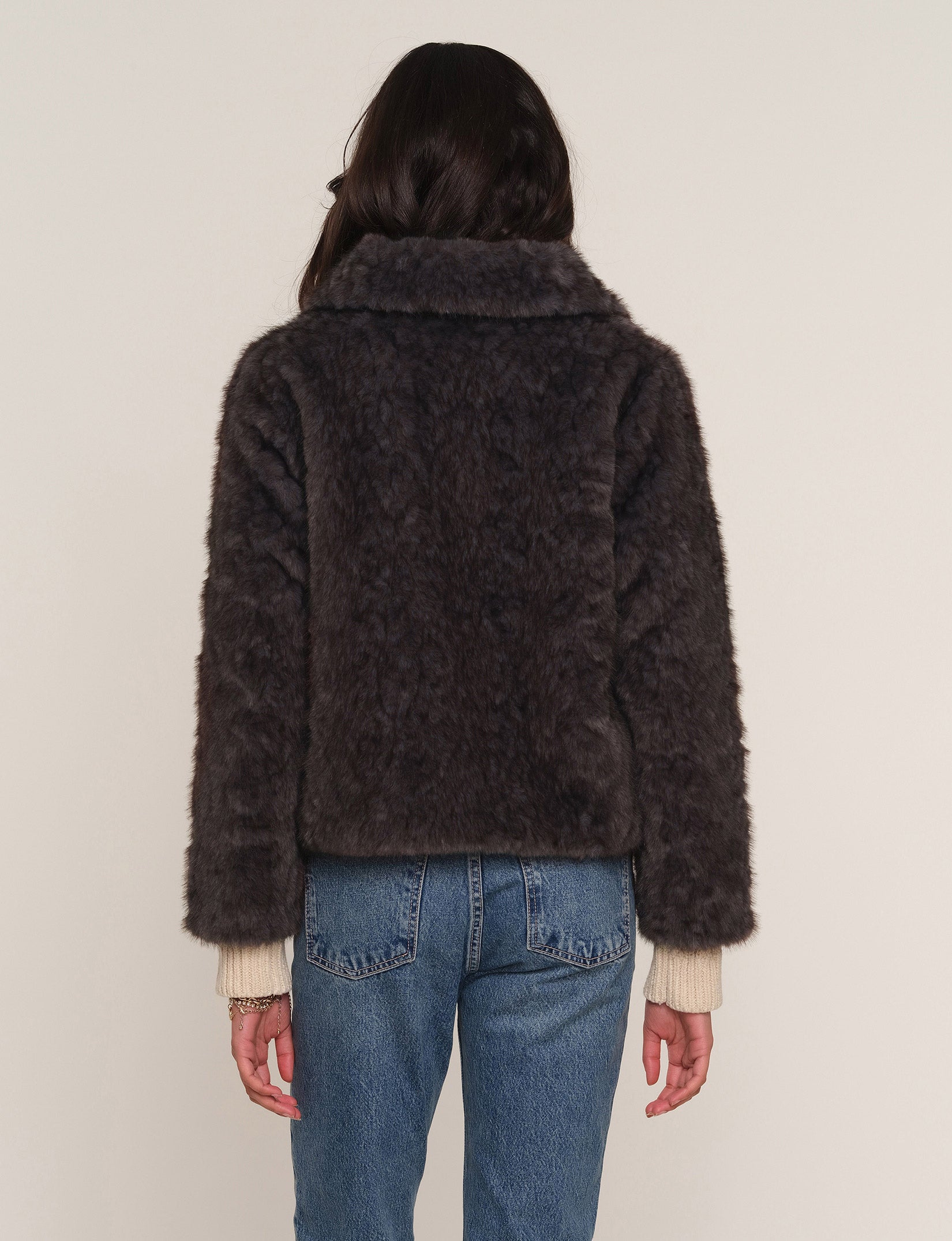 dela jacket