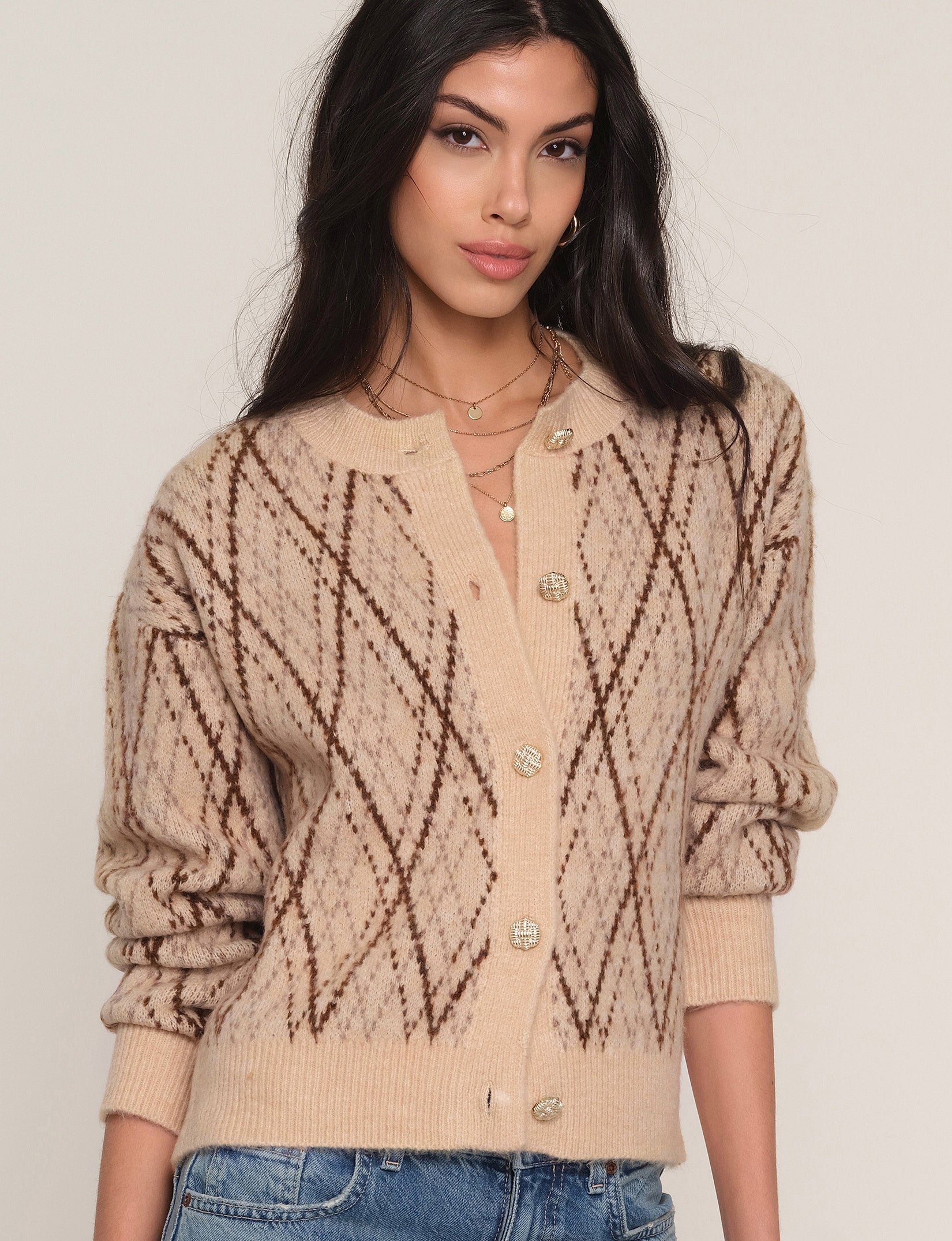 farah cardi