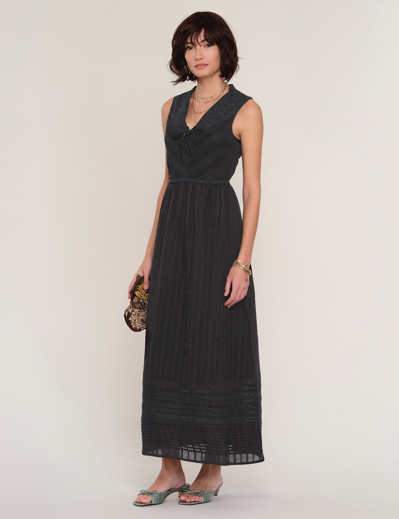 jolie dress