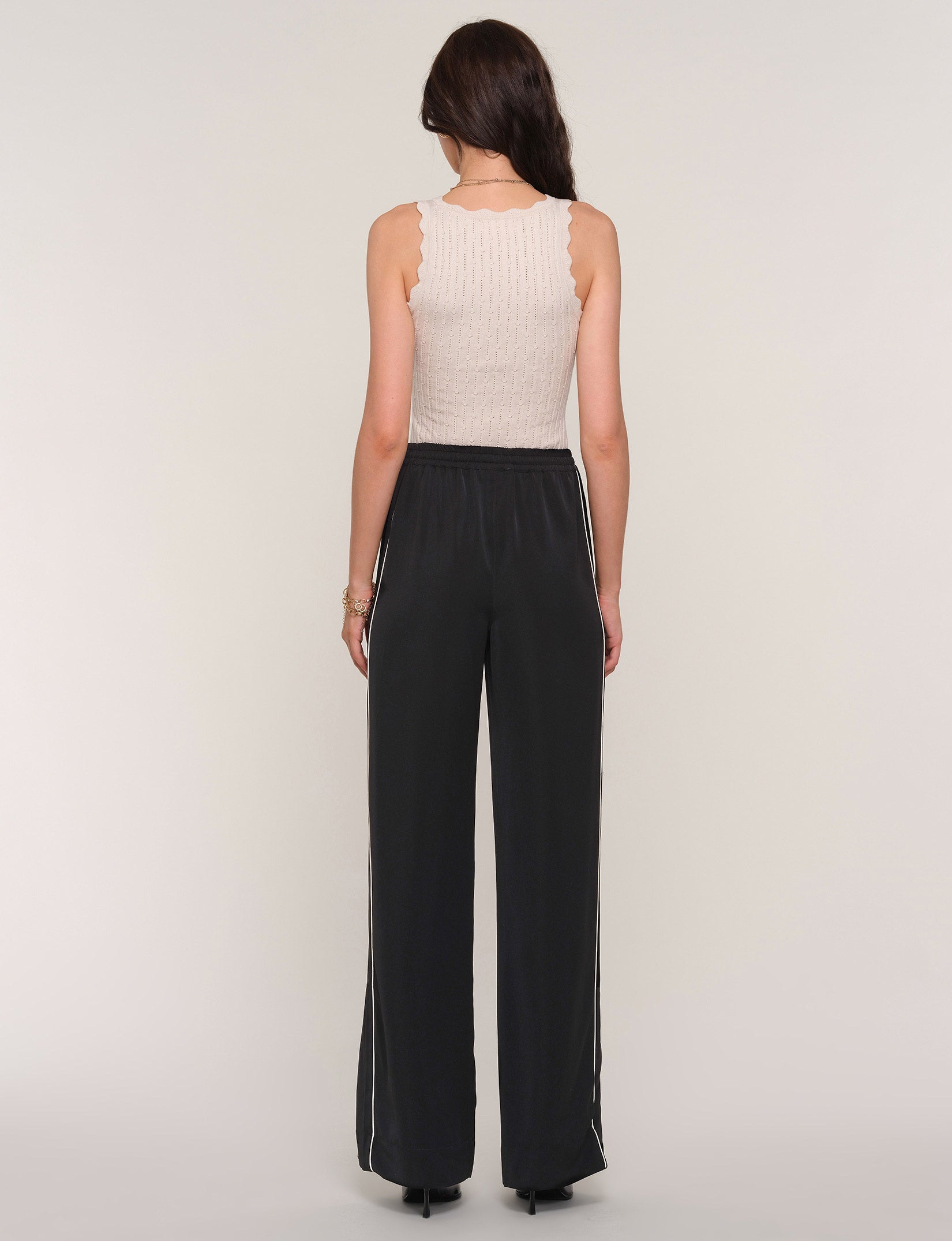 devine pant