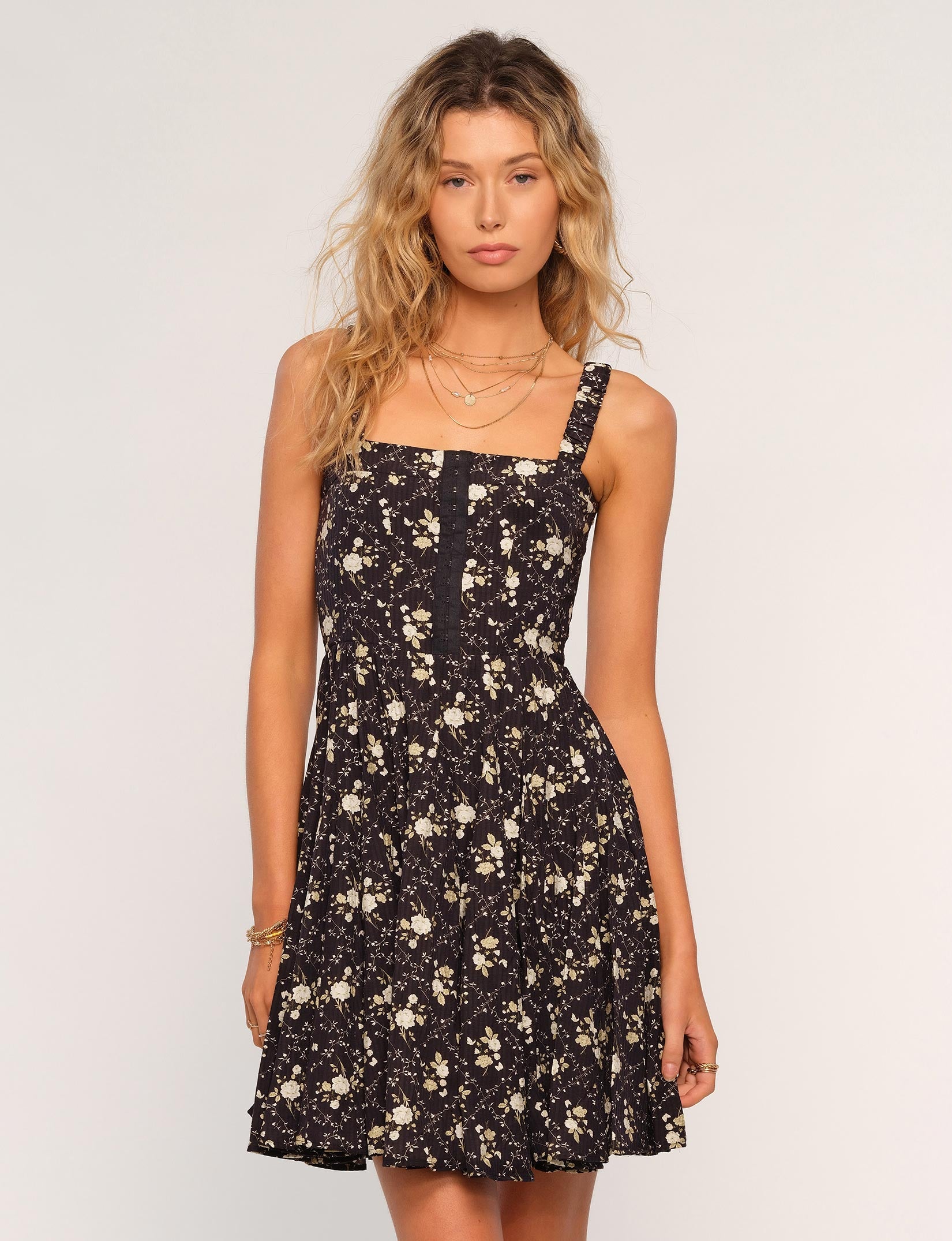 willa mini dress black XS / Potpourri Color:Grey Multi Height 59.5/176cm Waist 26/66cm color_COPPER=Brown Sky Blue Scoop Neck