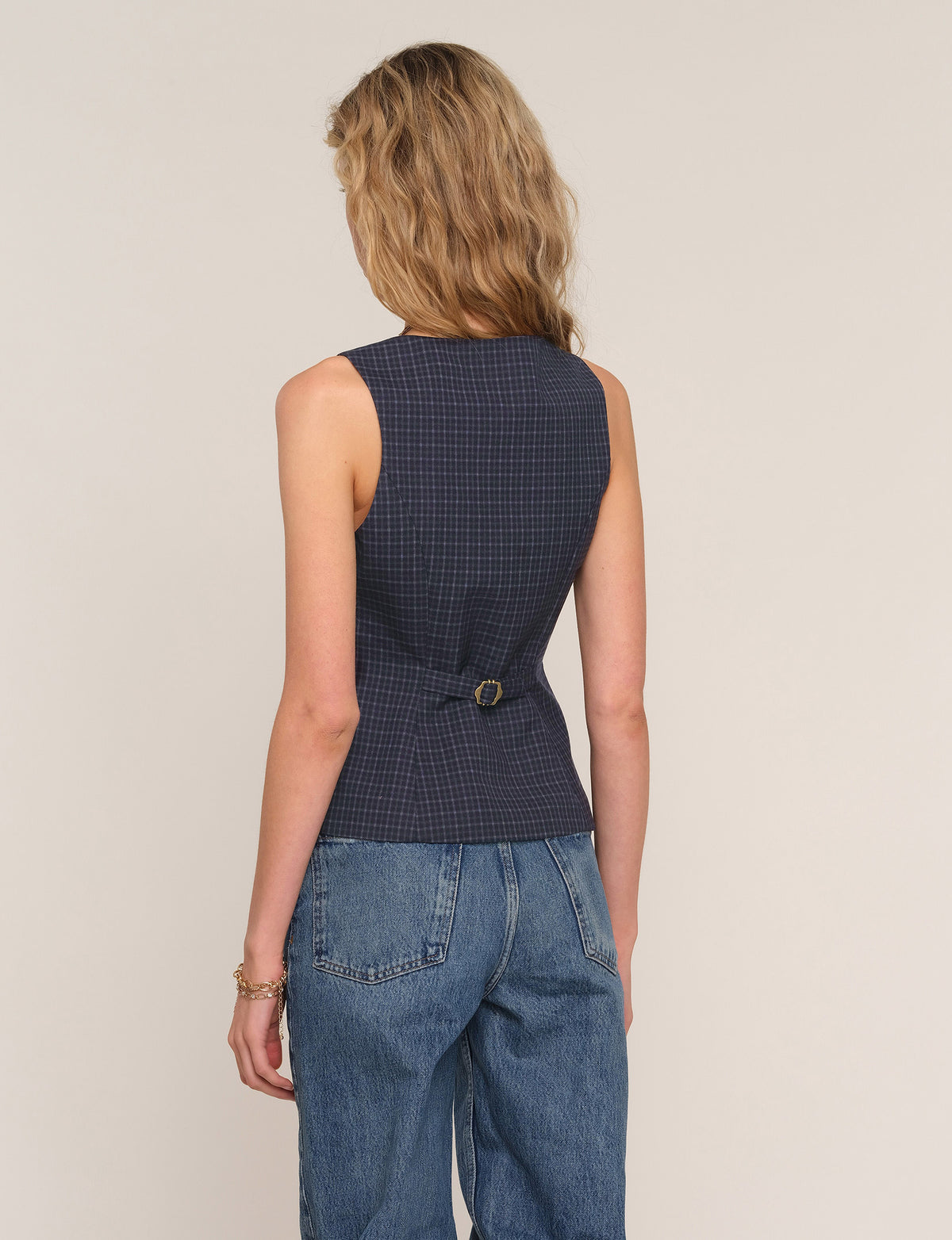 petal vest