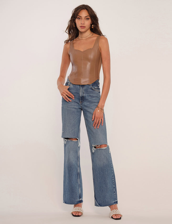 Danielle Top