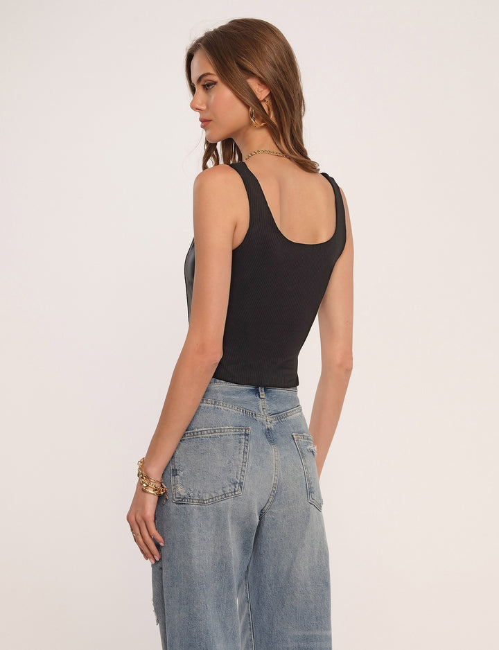 Danielle Top