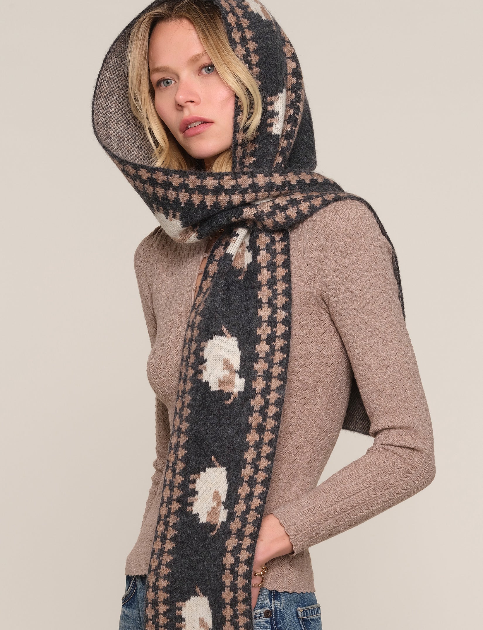doria scarf