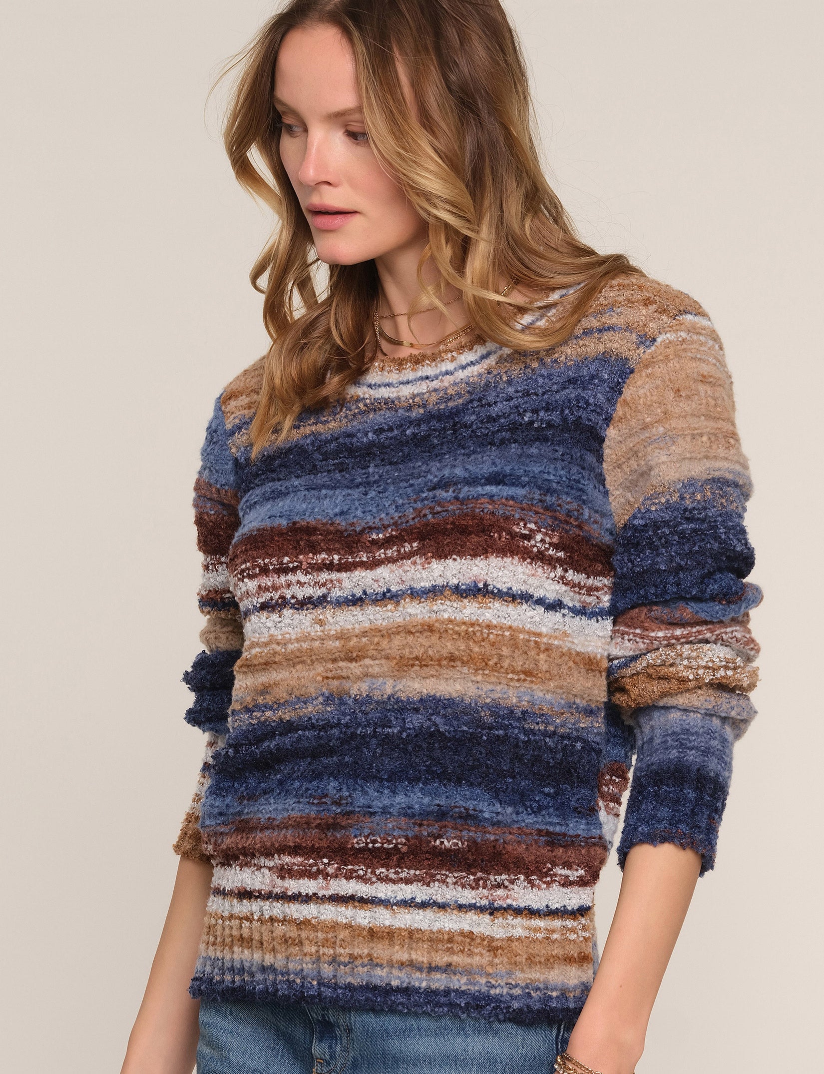 naida sweater