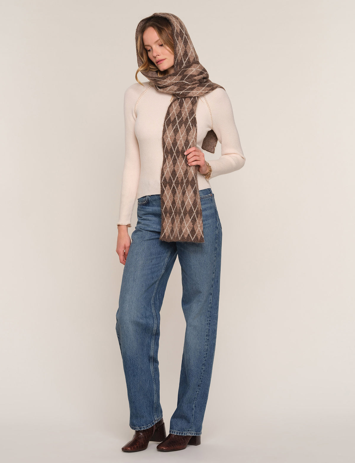 carina scarf