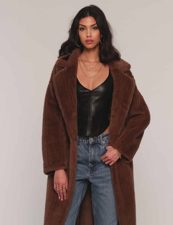 lori coat
