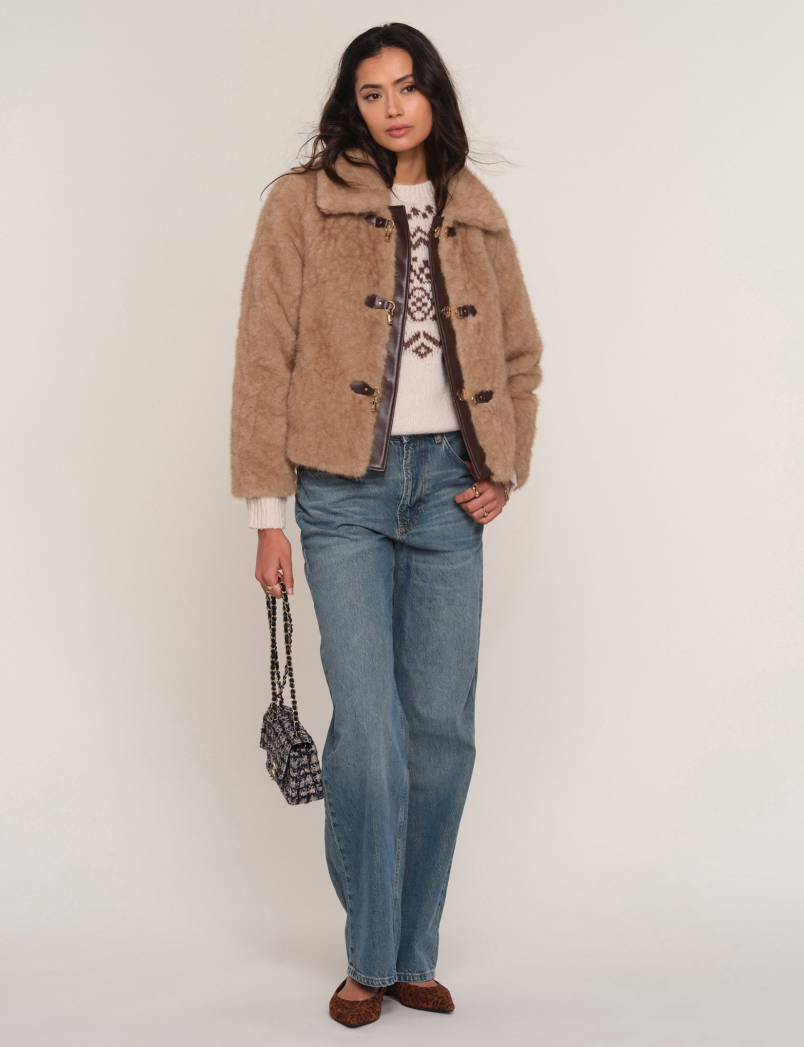 dela jacket