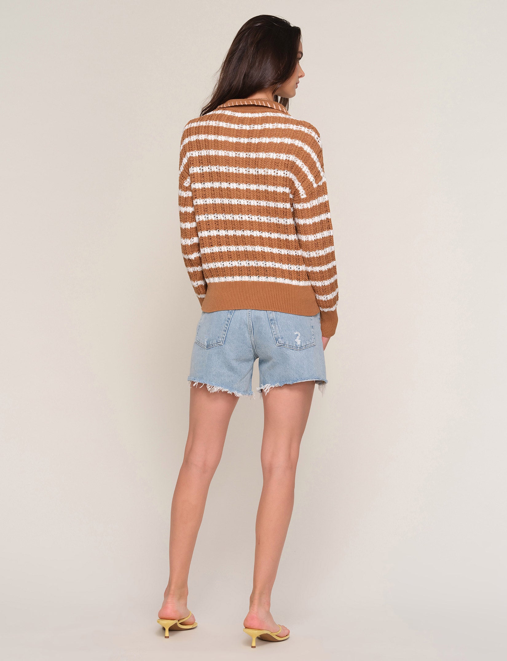 isme sweater