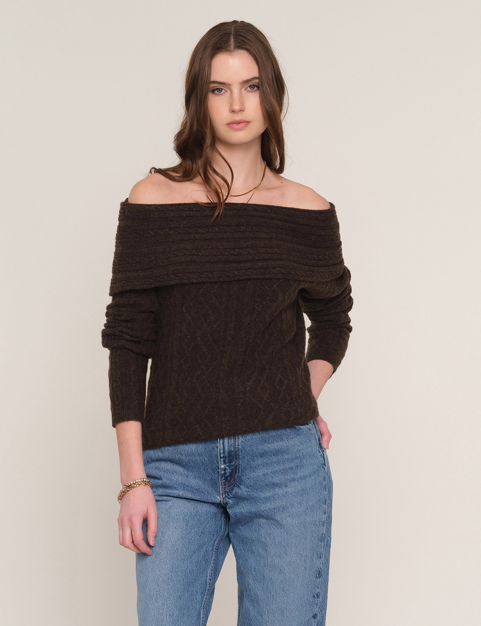 enly sweater