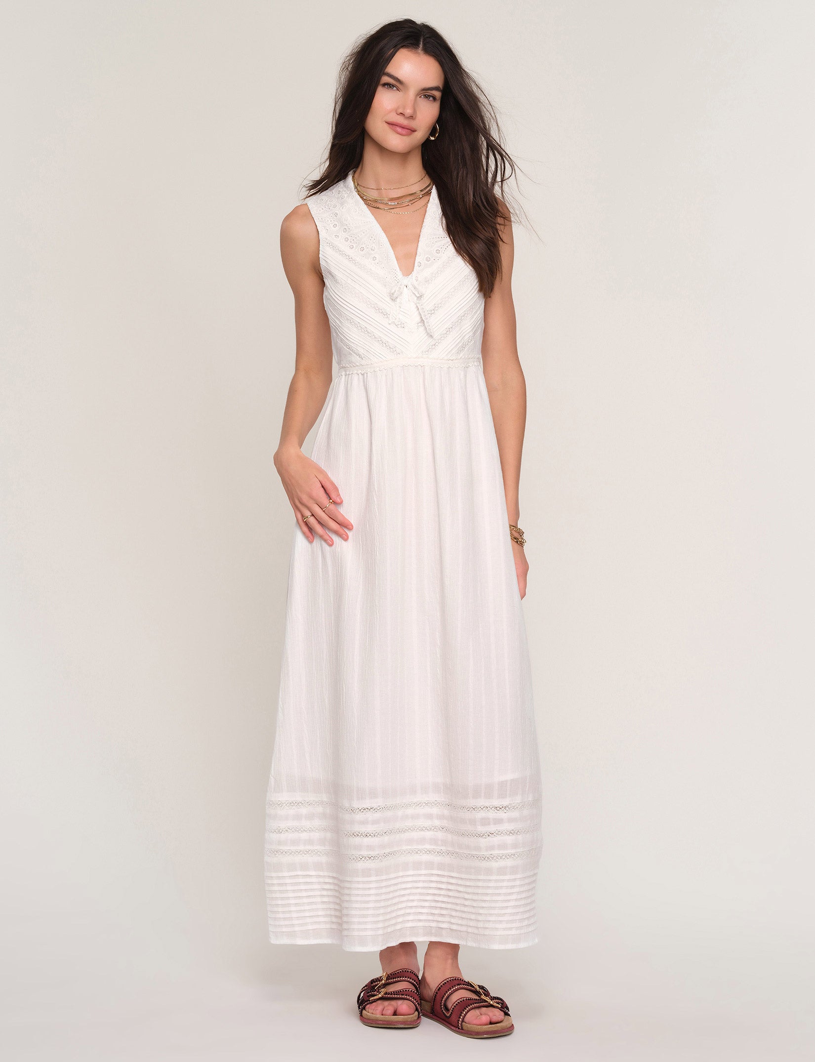 jolie dress