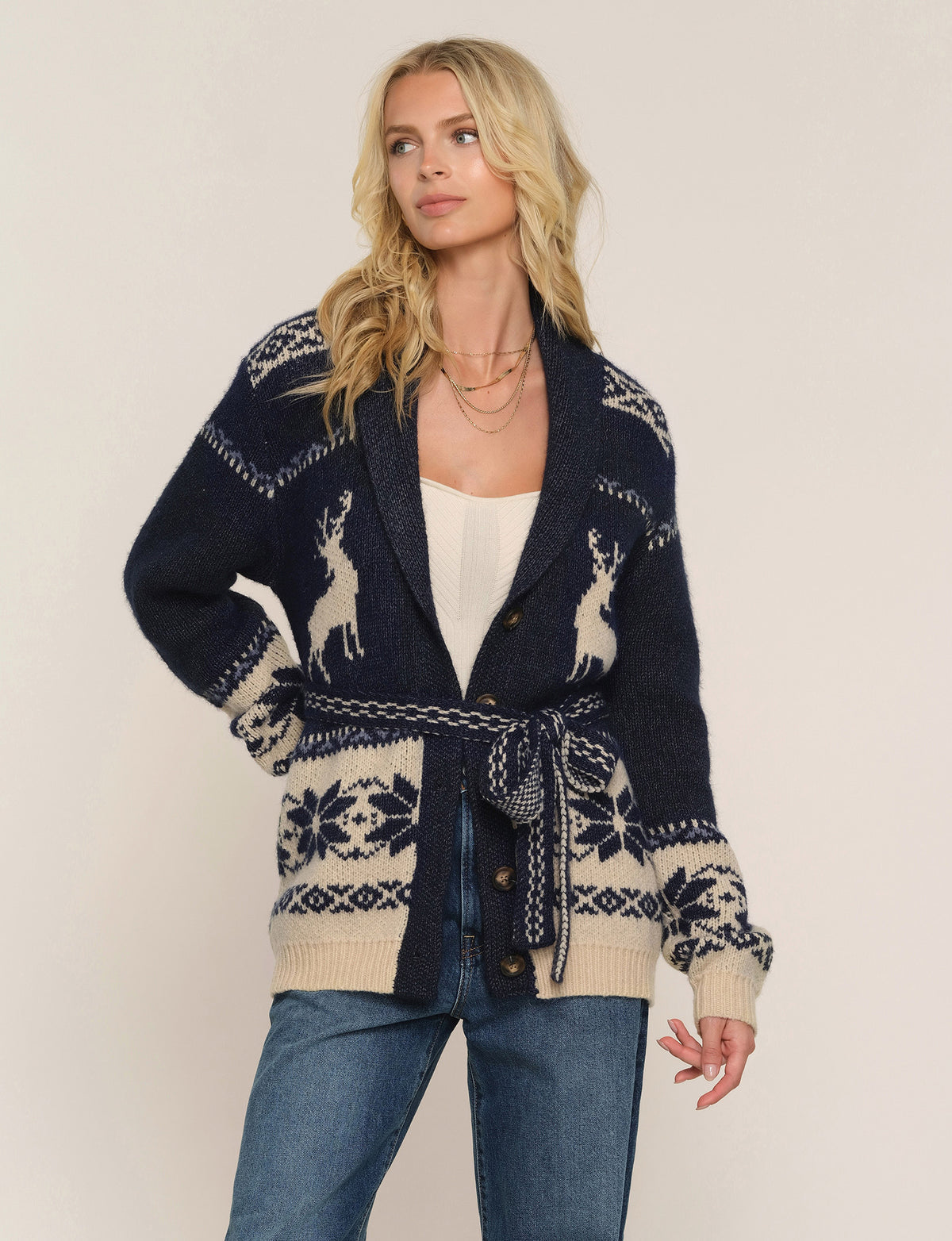 phoebe cardi