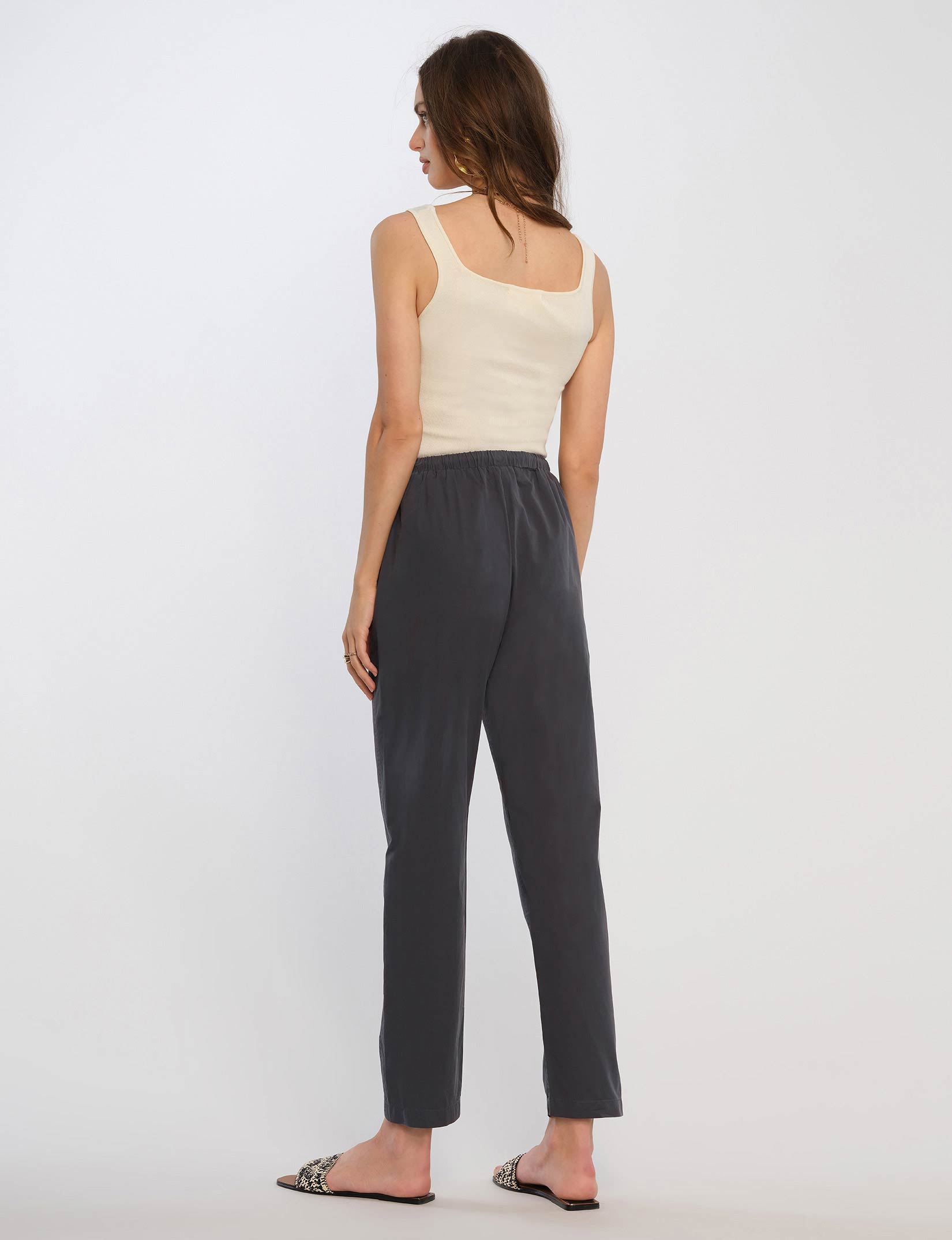 Nella Pant