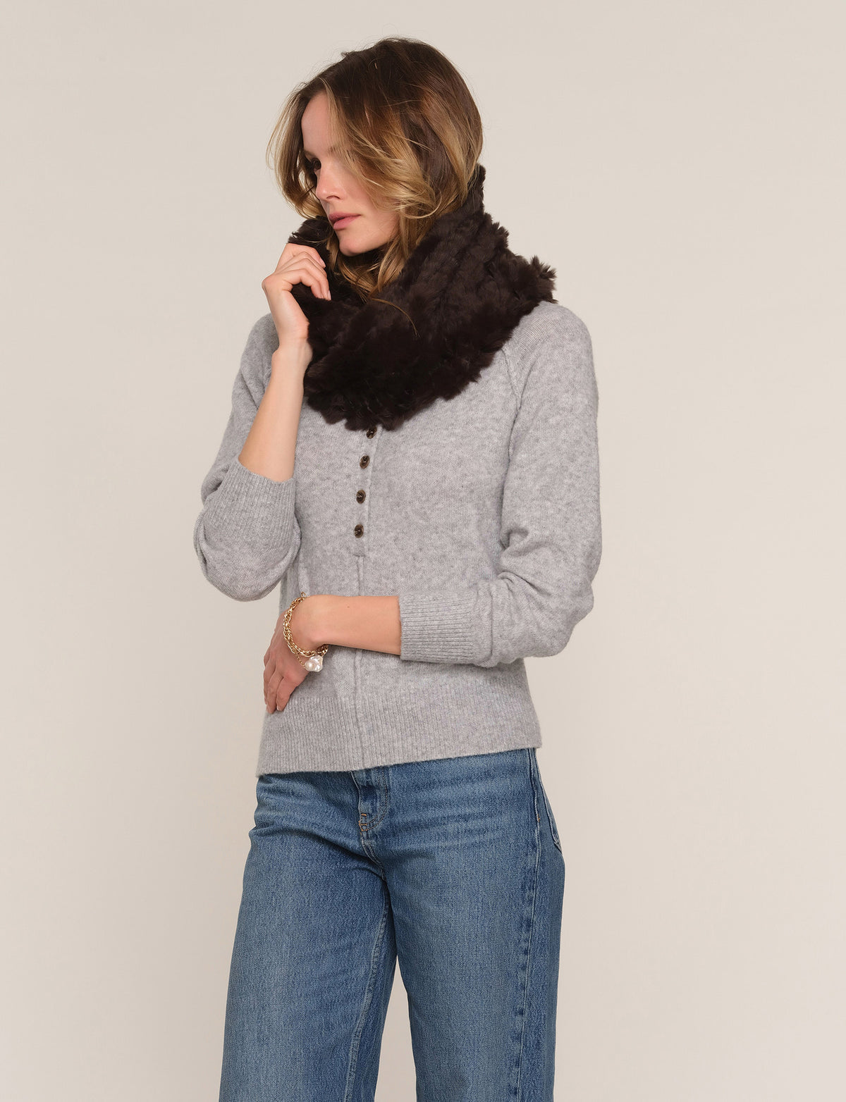 enya scarf