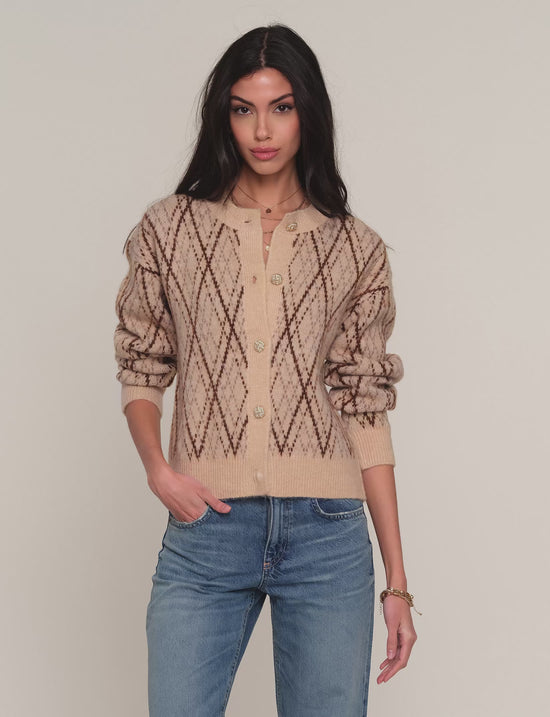 farah cardi